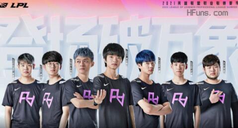 后期才由哈